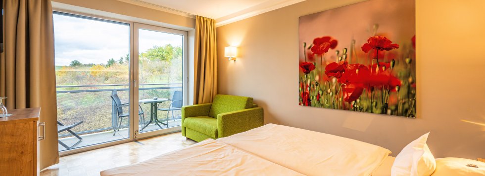 FZ_Land_mit_Balkon 230  (1).jpg